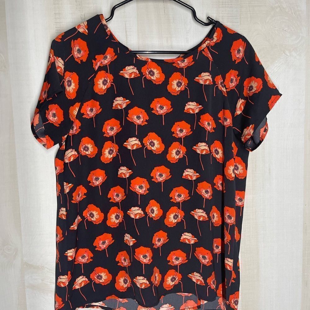 CABi navy and orange floral‎ short sleeve top, size small - Picture 3 of 14